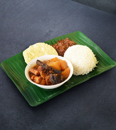 babi pongteh with white rice