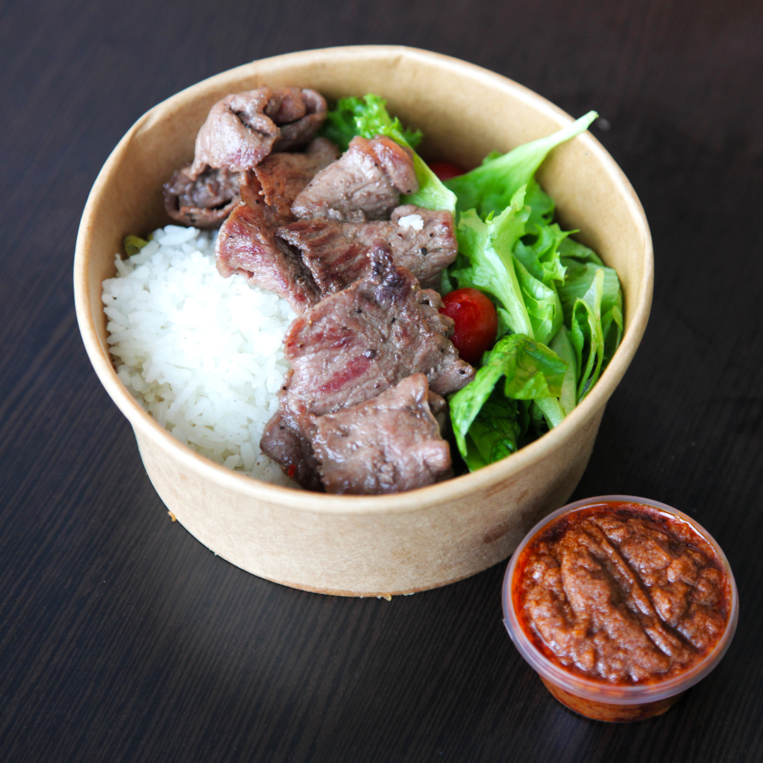 grilled beef bowl’s with pasta & vege of the day (marinara) (copy)