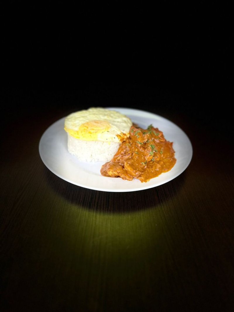 butter chicken rice & sunny side up (copy)