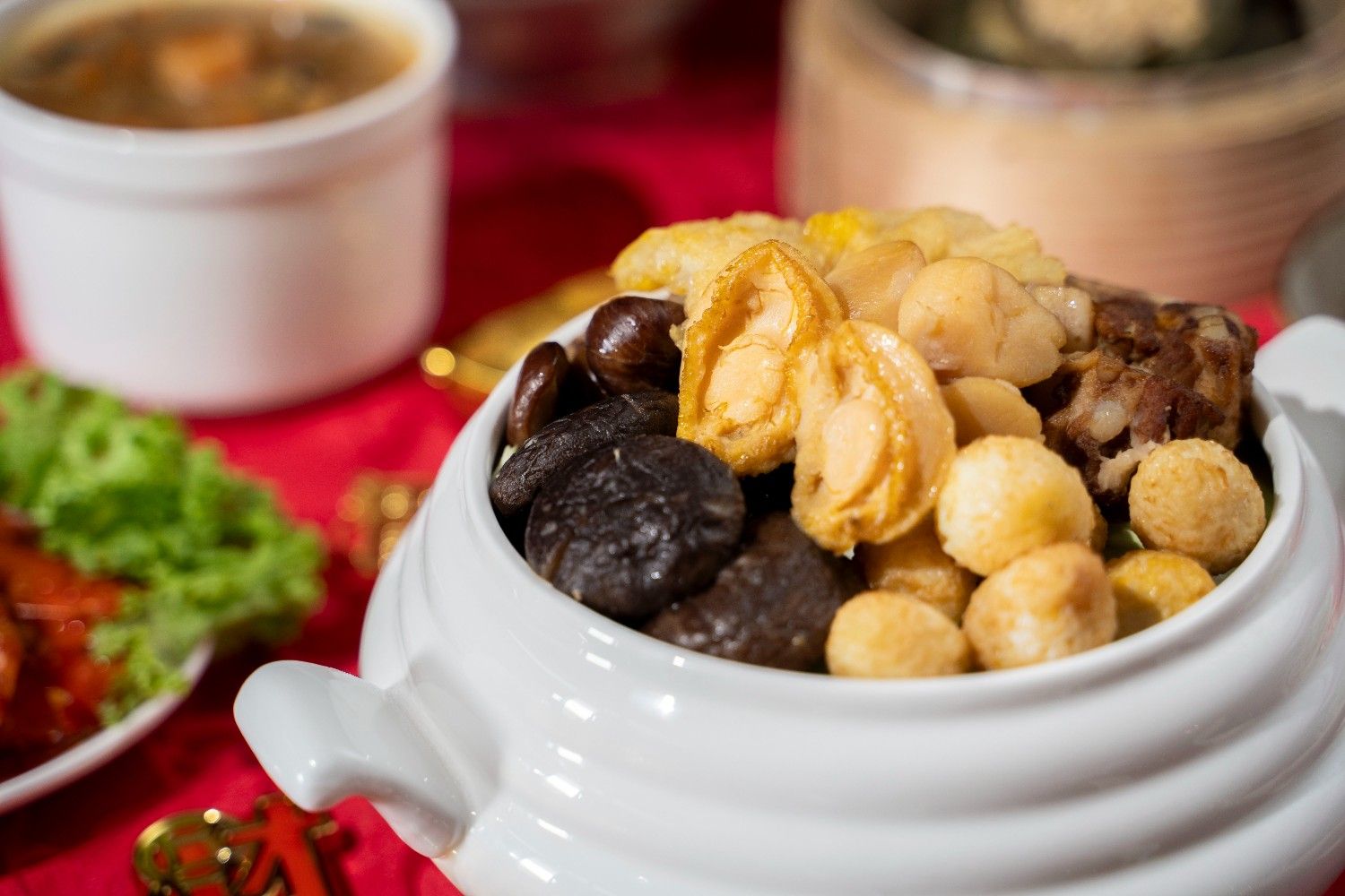 琥珍古香盐焗鸡 amber essence salt baked chicken (copy)